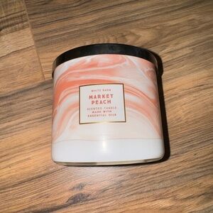 White Barn Market Peach Scented Candle